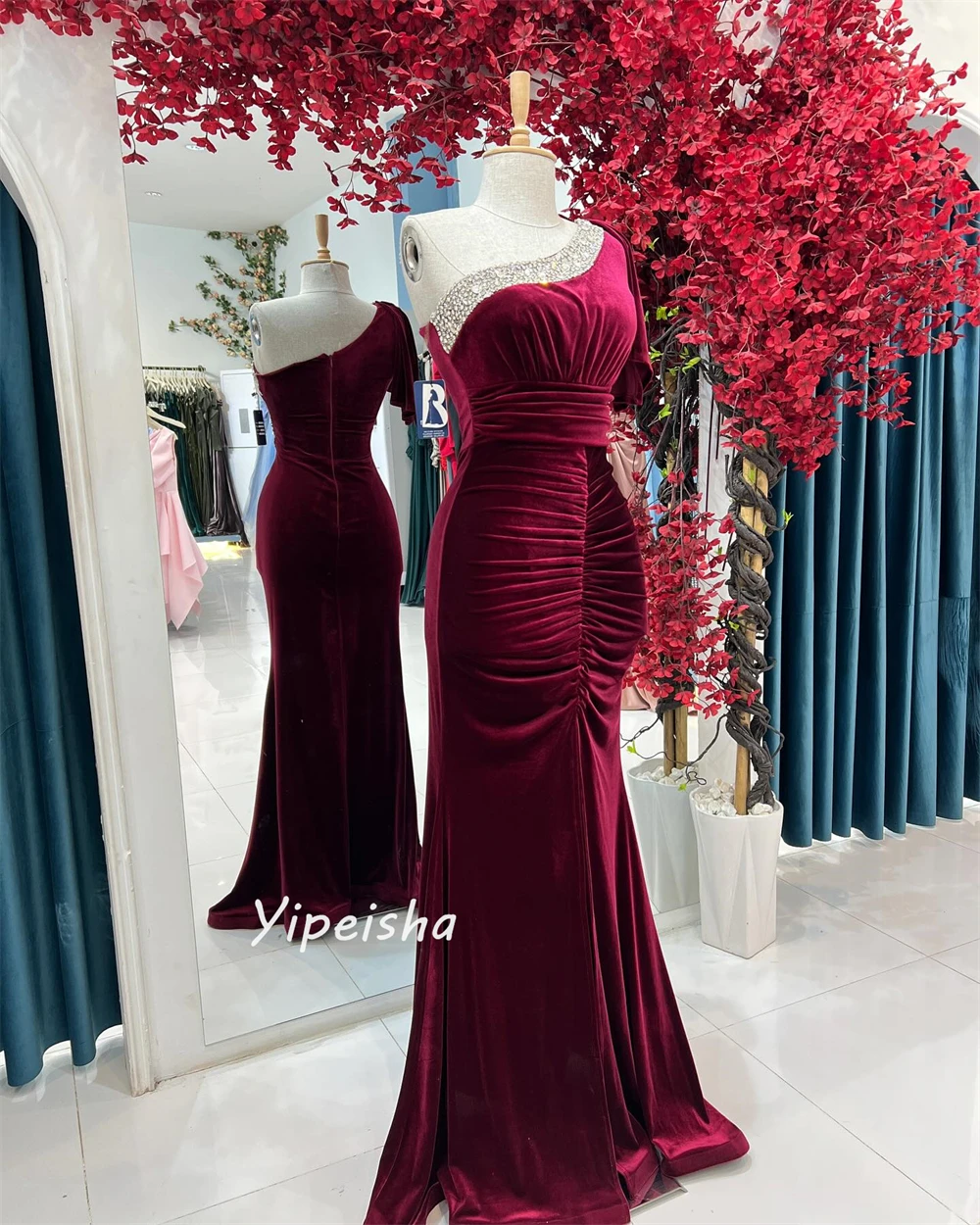 Exquisite Modern Style One-Shoulder A-line Beading Sequined Ruched Floor-Length Velour Evening Dresses