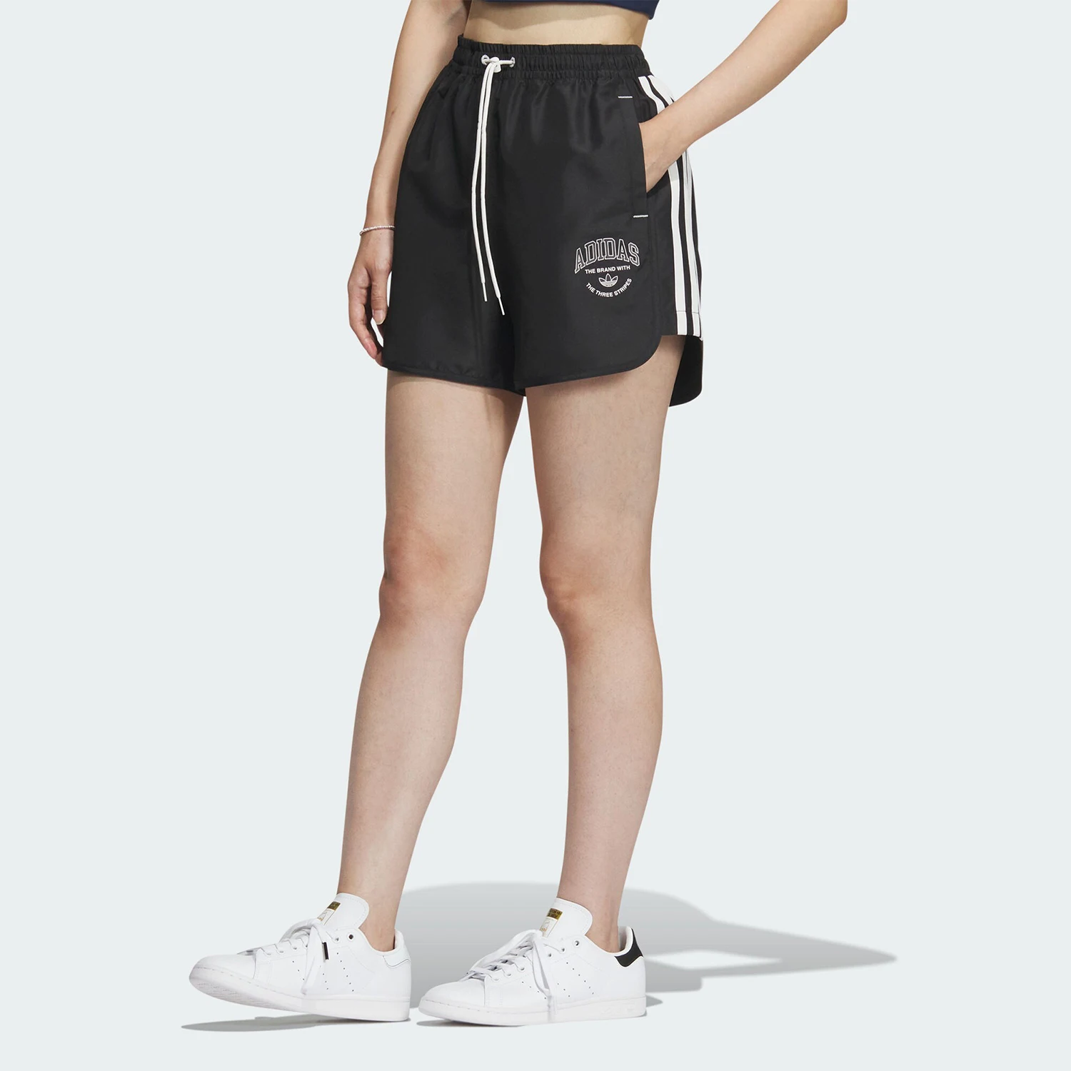 

Adidas genuine genuine Three Stripes LT SHORTS W Women's Sport Shorts IW6292