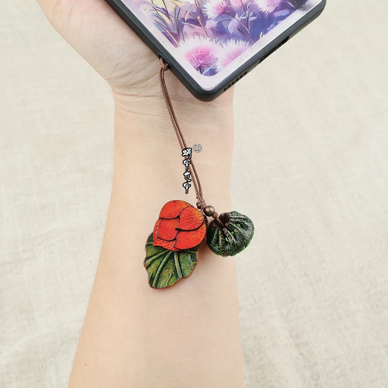 

Genuine leather phone pendant lotus flower phone pendant handmade hanging rope exquisite cowhide phone chain hanging ornament