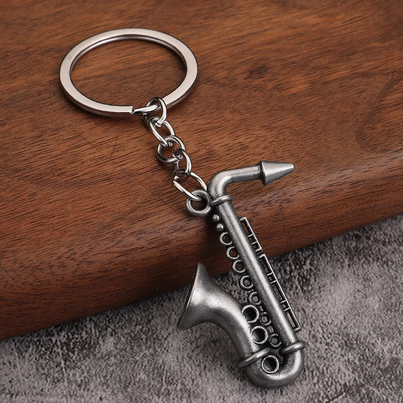 Saxophone Pendant Keychains for Men Women Fashion Alloy Musical Instruments Jewelry Horn Car Keyring Fine Father\'s Day Present