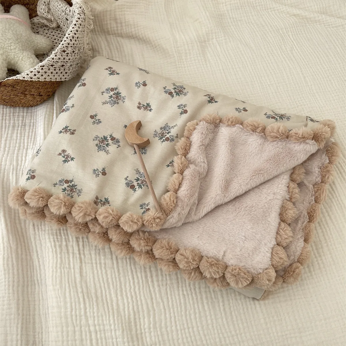 Winter Warm Baby Floral Blankets Plush Swaddle For Newborn Cotton Stroller Blanket Bed Comforter Infant Baby Stuff