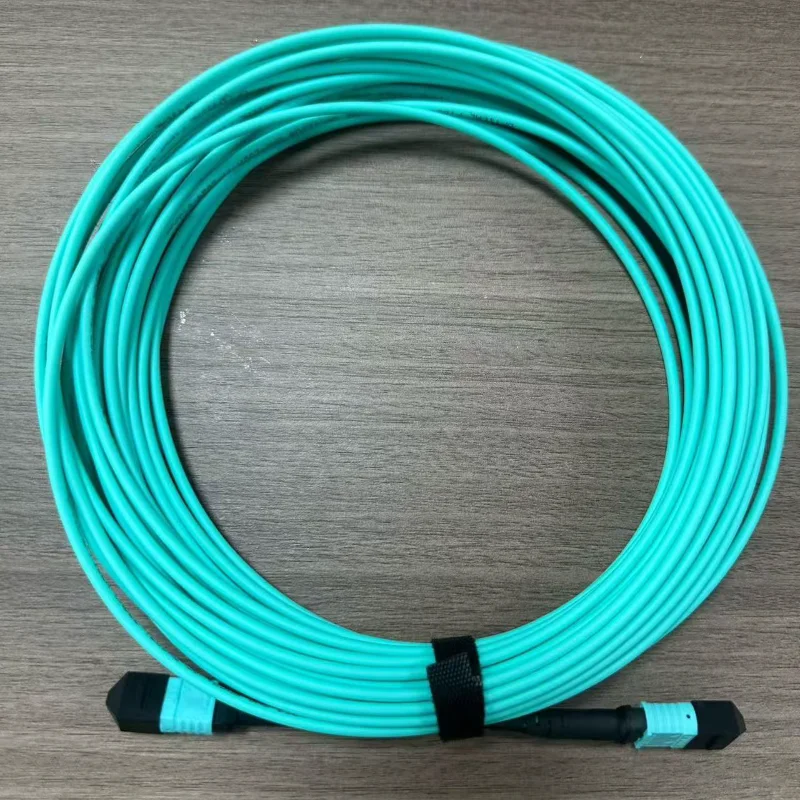 

Оптический патч-корд OEING 40G/100G MPO (гнездо)-MPO (гнездо) OM3, 12-волоконный, многомодовый, для трансиверов QSFP+