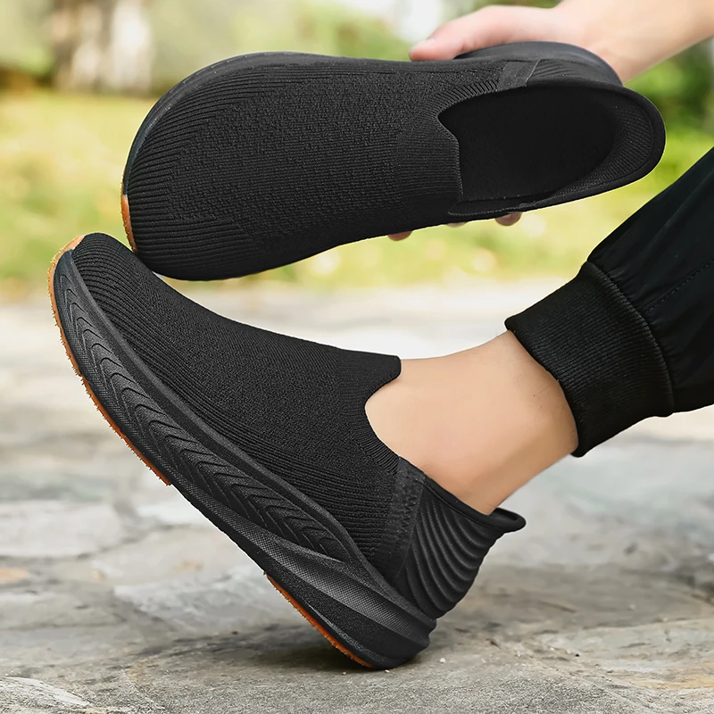 Herren-Slip-On-Sportschuhe aus Mesh, bequem, atmungsaktiv, leicht, für den täglichen Gebrauch, mit Rebound-Sohle und elastischem Band.