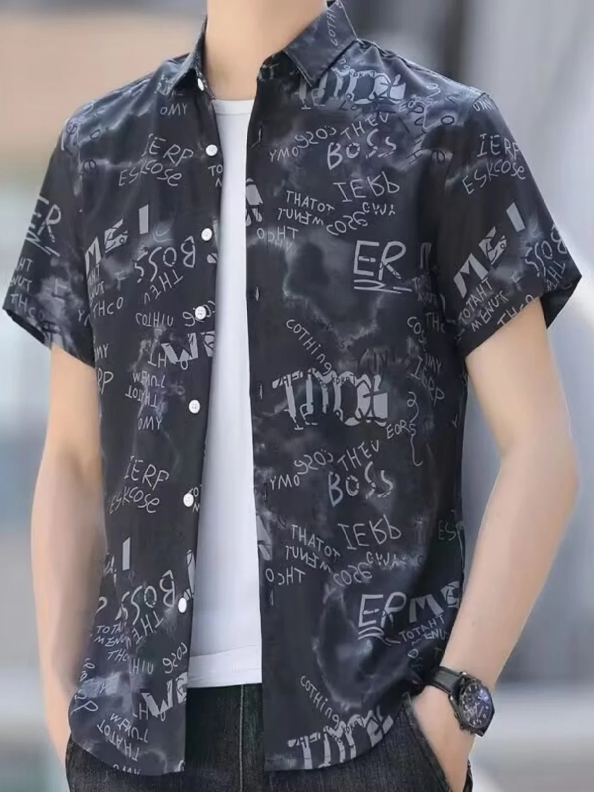 قميص رجالي بأكمام قصيرة صيف 2024، خفيف من الحرير الصناعي، تصميم عصري ضيق، مناسب للأعمال، نصف كم من القطن الخالص، أنيق للتنقل ...