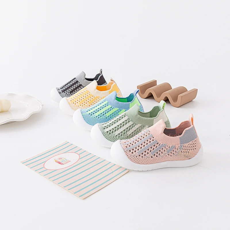 Baskets respirantes tissées à la mouche pour bébé garçon et fille, chaussures de sport décontractées pour enfant en bas âge de 0 à 3 ans, collection