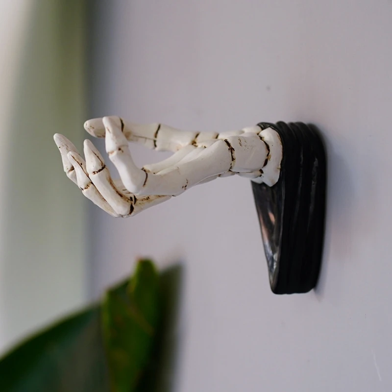 Wall Mounted Skeleton Hand Hook Fashion Accessory for Key and Jewelry Storage Dropship