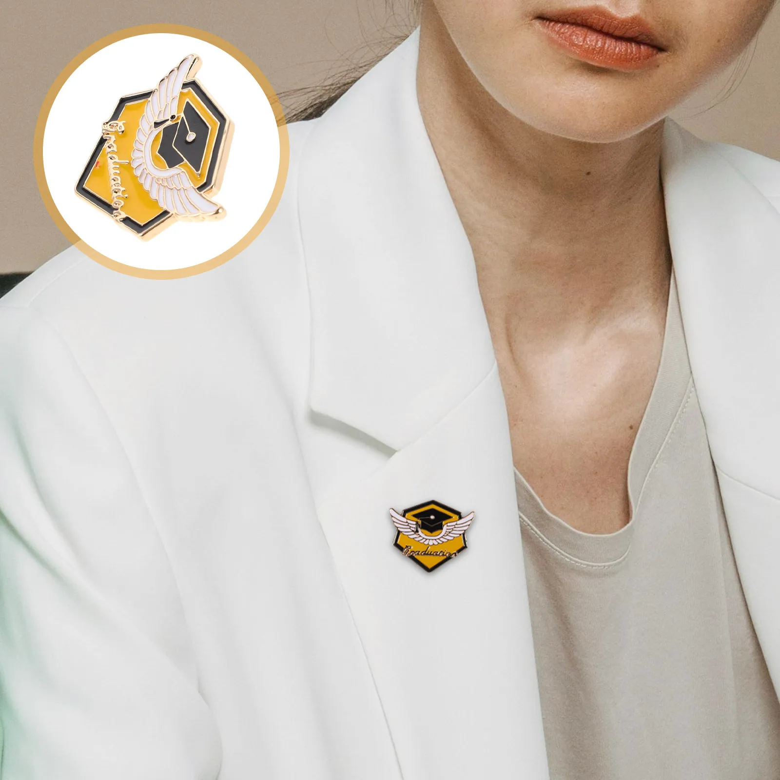 

6Pcs Graduation Hat Brooch Pins Cute Cartoon Lapel Pin for Clothes Bags Hats Academic Badge Jewelry Gift for Graduates Party