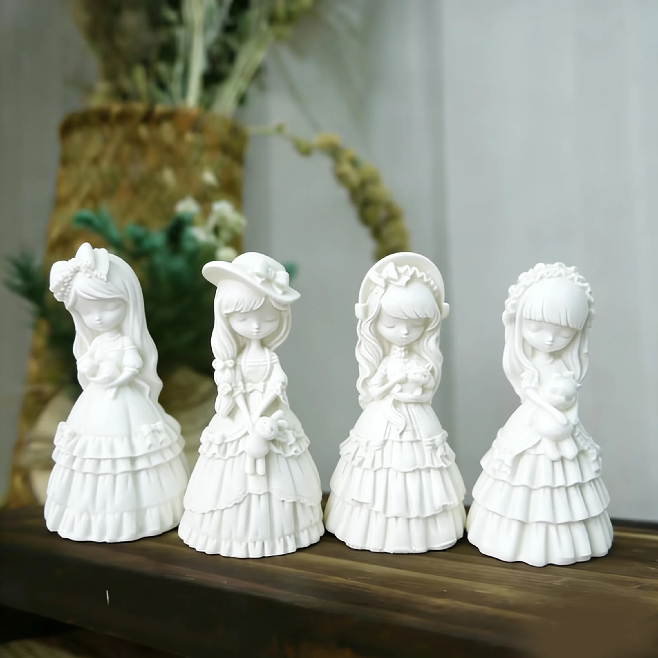 1PC Candle Molds for Doll Figurines, Scented Plaster Doll Ornaments, Resin Casting Molds for Birthday Gifts