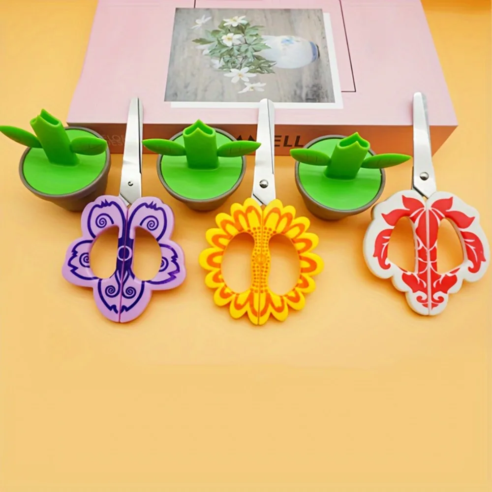 

Flower Shaped Desk Scissors Cute Stand Type Safety Scissors for School Office Stationery Supplies Room Table Decorative Ornament
