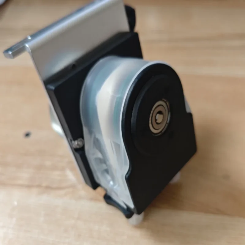 

Насос перистальтический SR25 (ANR 20251352, SNR 12511885) для отвода конденсата, 5 об/мин, IP20, 2 бар, 230 В переменного тока, в наличии на складе.