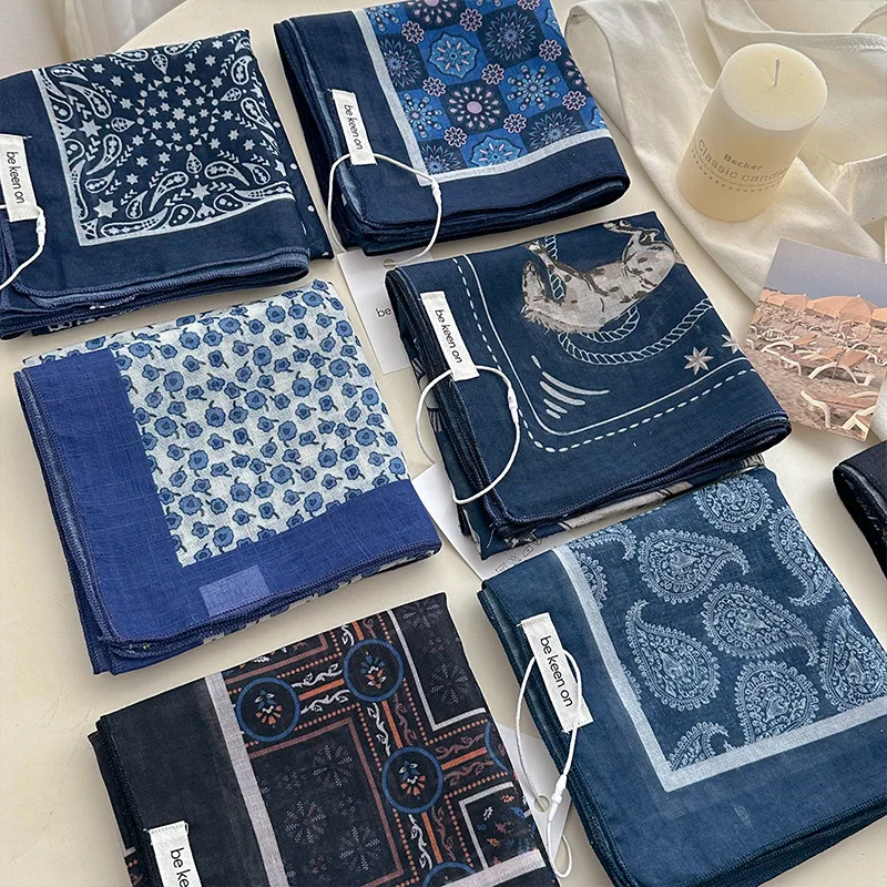 lenco-de-seda-neutro-azul-retro-com-estampa-de-flor-de-nogueira-58-pequ-quad-respiravel-estilo-urbano-versatil-moderno