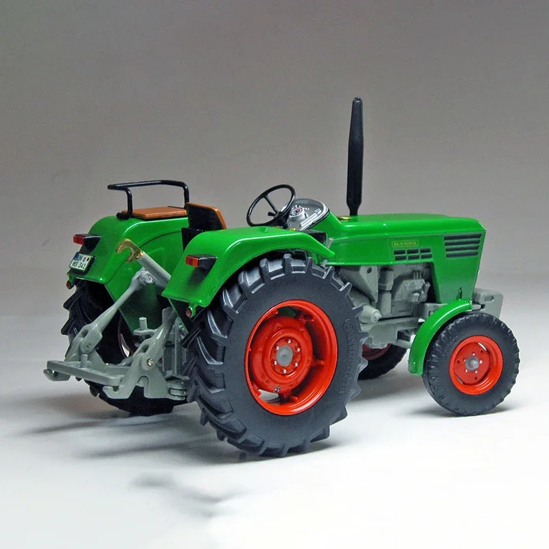 Diecast Alloy 1:32 Scale DEUTZ INTRAC 2003A Tractor Engineering Model Adult Toy Collection Display Souvenir Gifts Static Display