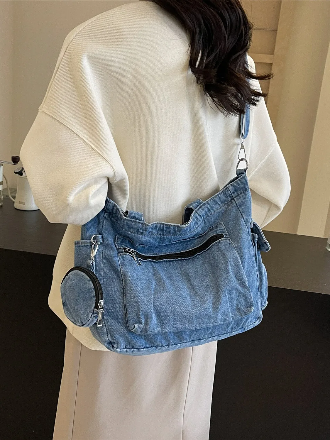 

Casual Denim Tote Bag Women's Large Capaci oulder Bag Trendy Crossbody Bag Faionable op Bag ape Soft Handbag