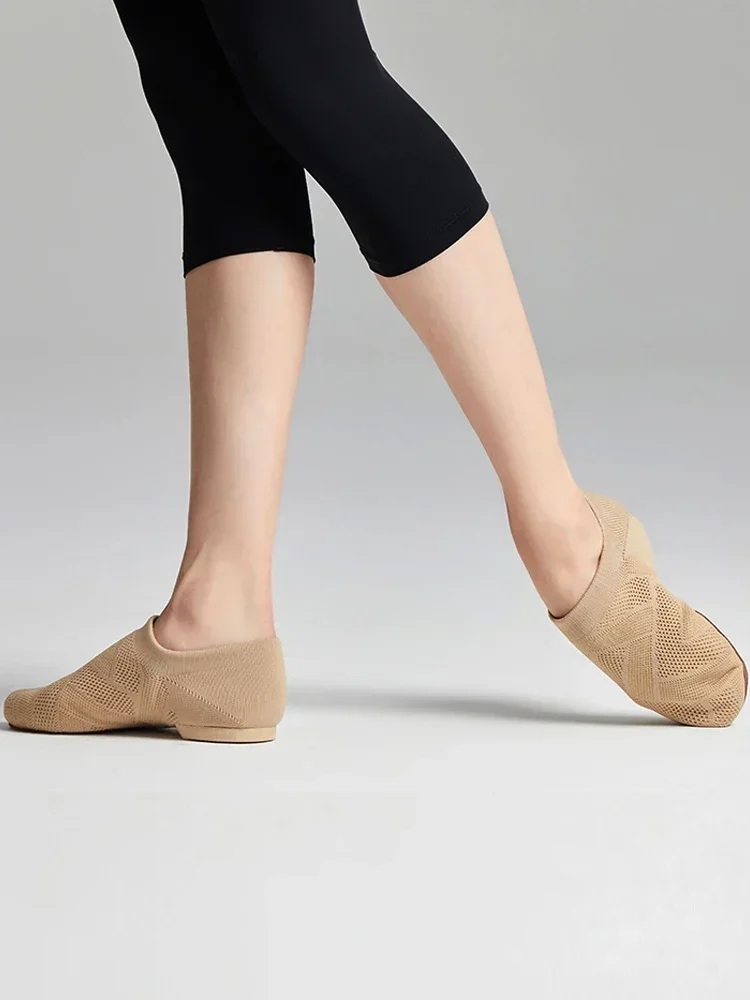 Chaussures de danse de Ballet chaussures de danse jazz maille volante danse fond souple bas sans lacets chaussures modernes enseignant