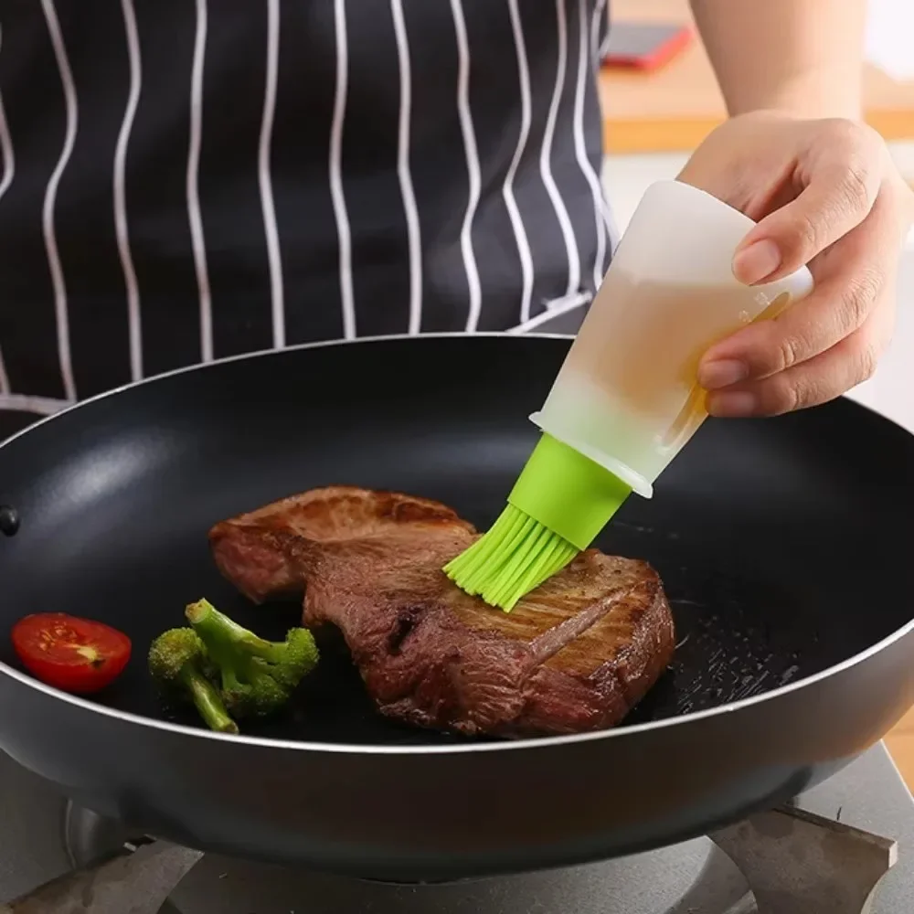 LeMeenQ Silicone Oil Cruet Oil Brush With Bottle Portable Liquid Oil Brush BBQ Pastry Baking Kitchen Tool