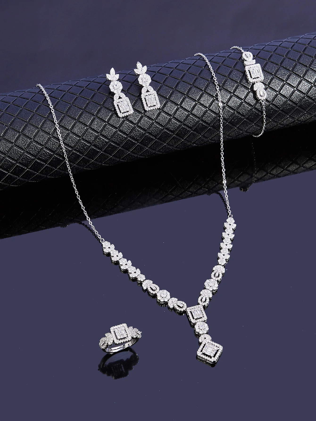 

Fashion bride zirconia women's party jewelry, luxury Dubai Nigeria CZ crystal wedding necklace set