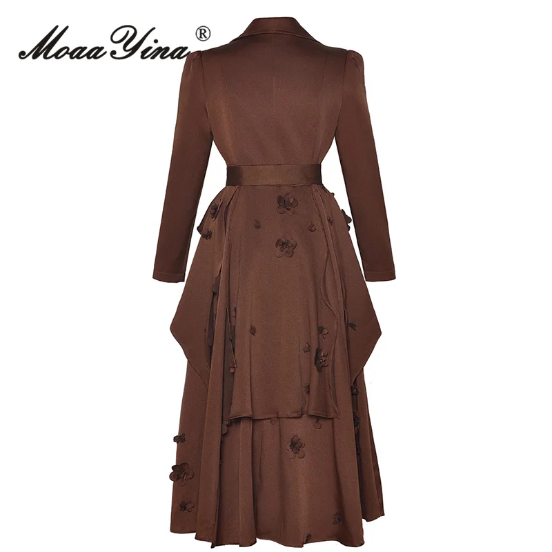 MoaaYina cuello de manga larga con cordones en la cintura borde con volantes flor tridimensional gabardina larga de moda 2025 otoño nuevo