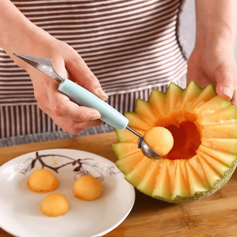 2pcs Kitchen Dual-Headed Fruit Scoop with Wavy Carving Blade Ice Cream Watermelon Fruit Platter Scoop