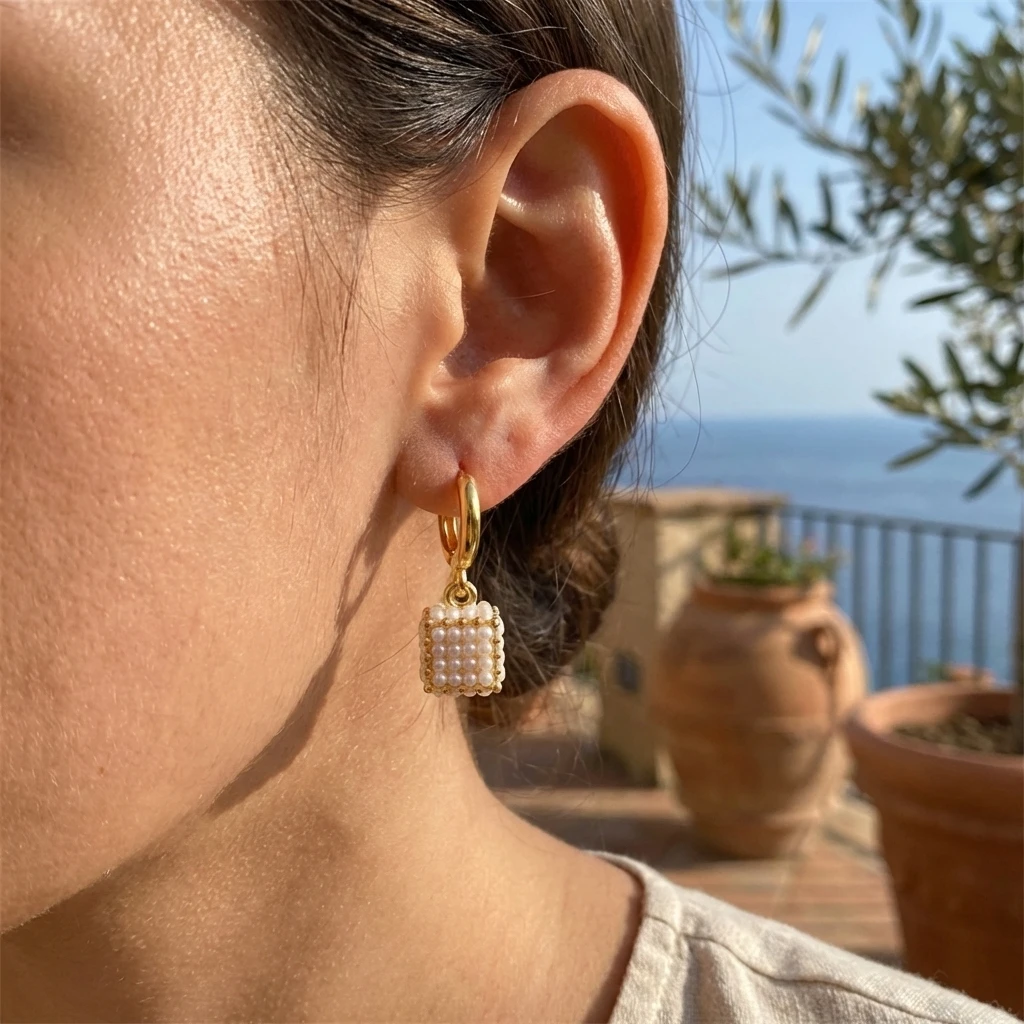 

2026 New Design Pearl Cube Pendant Hoop Earrings for Women Minimalist Geometry Earrings Charm Friendship Party Jewelry Gifts