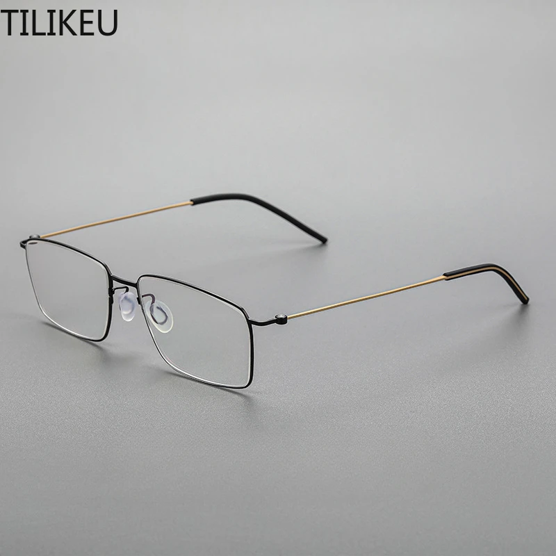 New Pure Titanium Myopia Glasses with A Simple and Fashionable Frame Lightweight Anti Allergic Square Retro Design Weight 5.5g