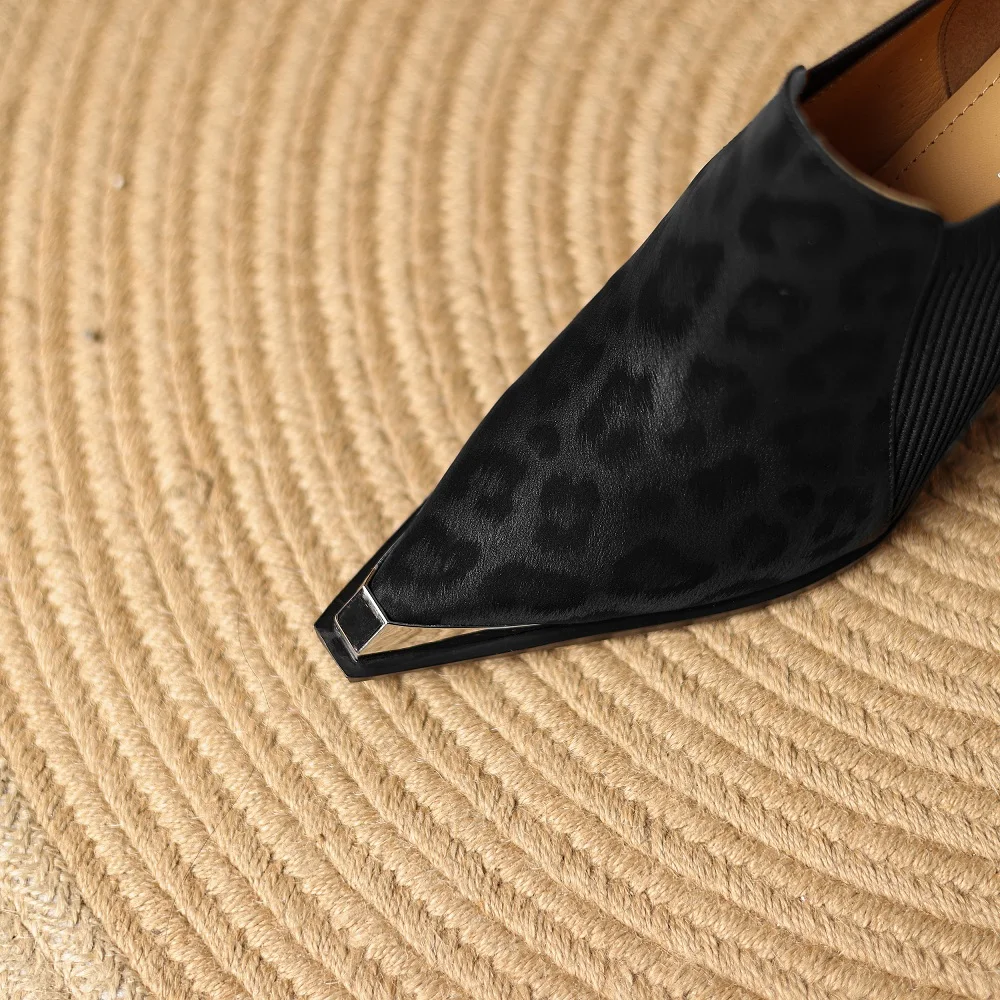 【JOCHEBED HU】Handmade Brand Genuine Leather New Women Metal iron head Pointed Toe Thin Heel Modern Shoes
