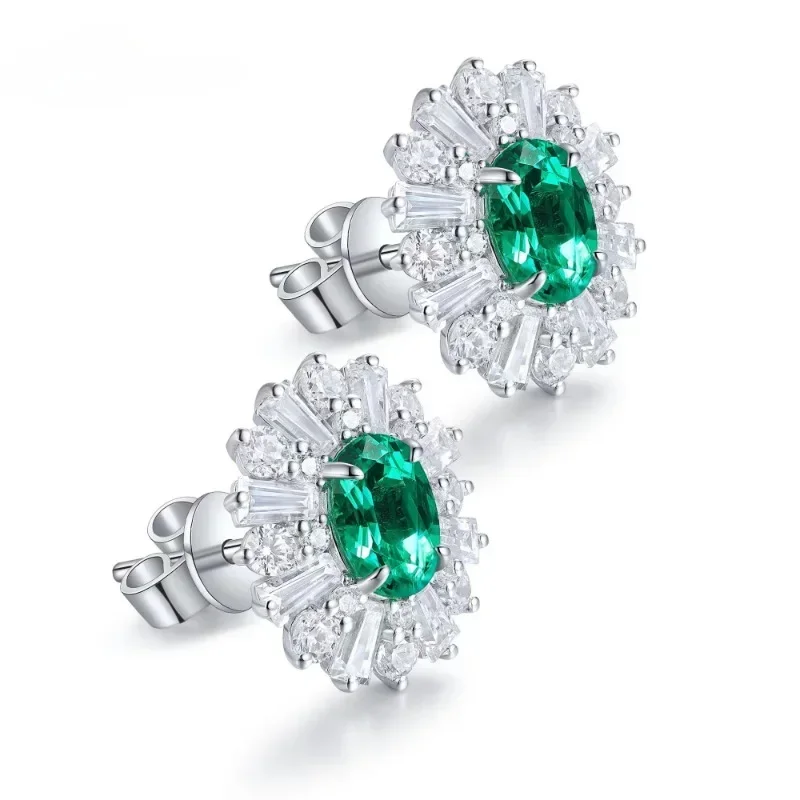 Ruihe New Classic Style A Pair of 1.45 Carat Lab Grown Emerald Gemstone 925 Silver Earrings Women Jewelry Ladies Party Gift