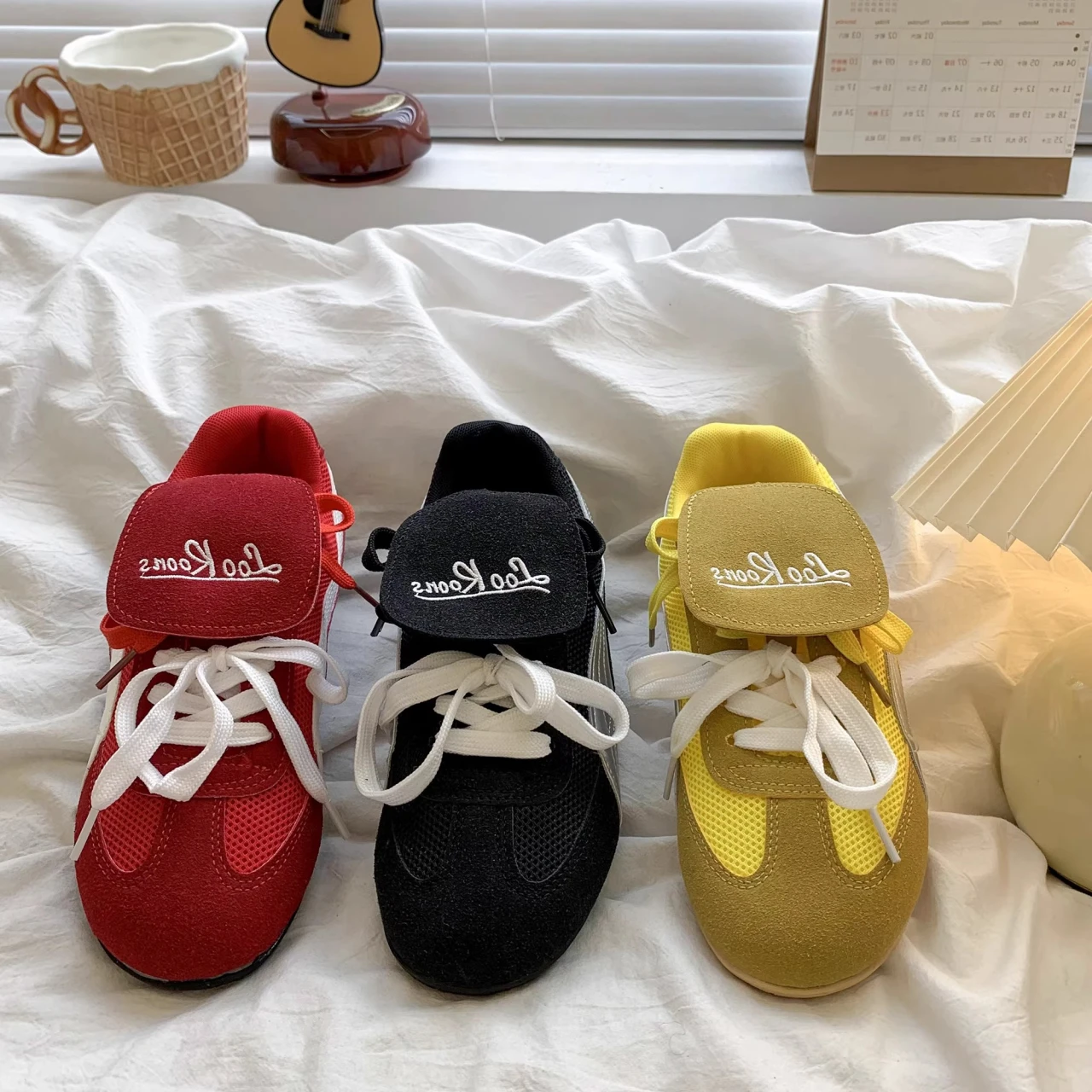 

Children's Sports Shoes Spring and Autumn Comfortable Non-slip Outdoor Running Shoes Mesh Breathable Boys and Girls Casual Shoes