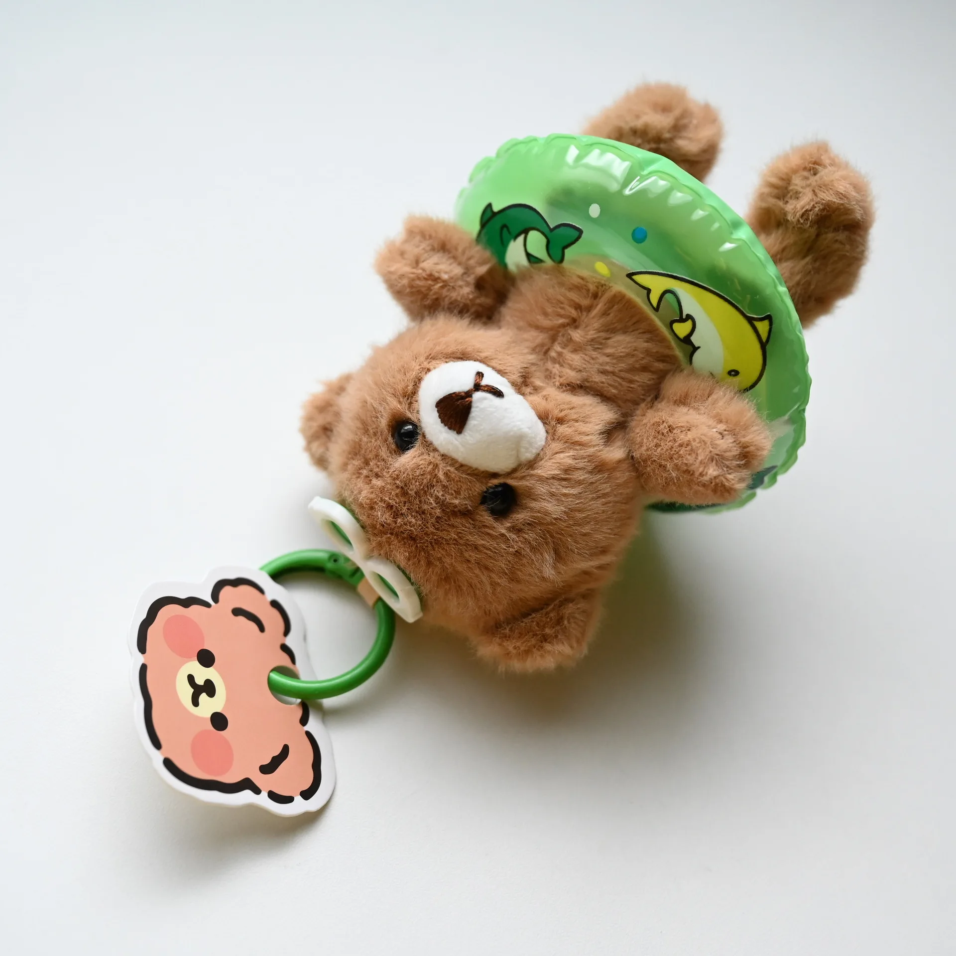 새로운 수영 튜브 곰 인형 키체인 펜던트, 커플 펜던트, 작은 인형, 백팩 펜던트