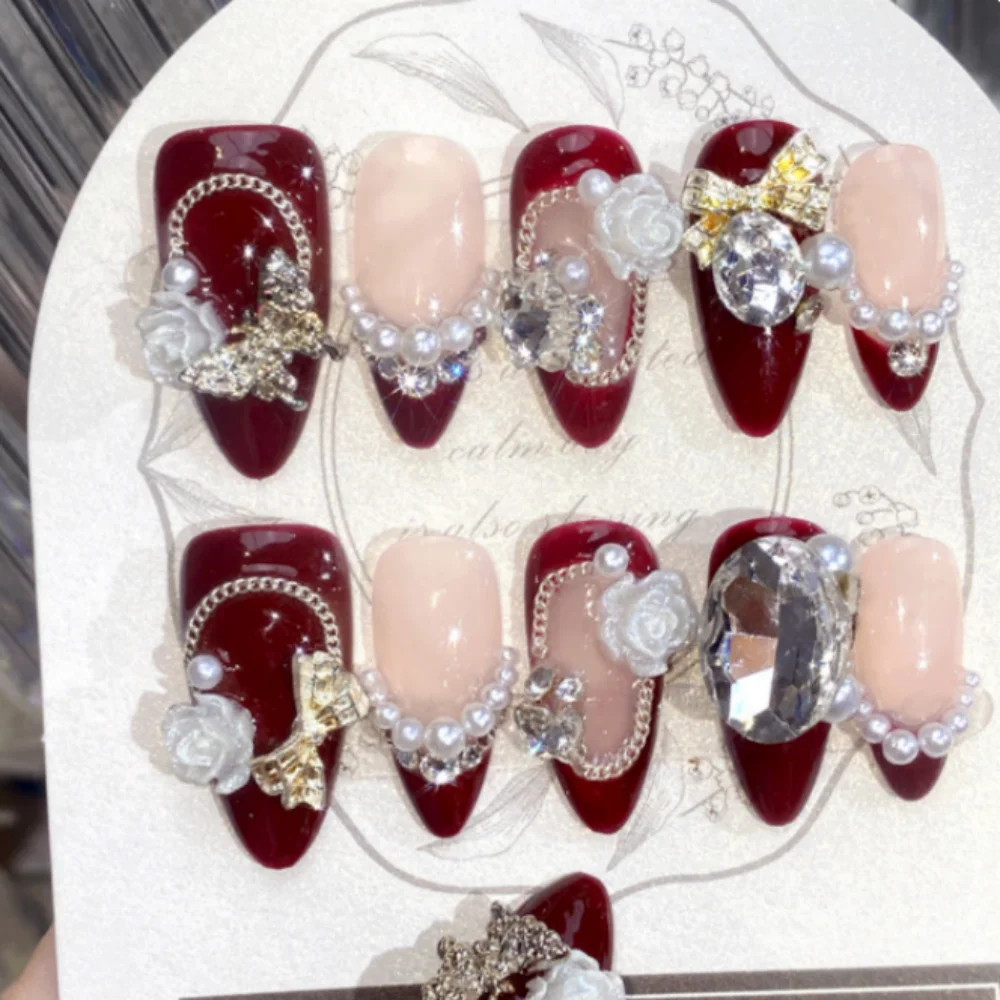 

10pcs Handmade False Nails Tip Red Glitter Short Almond Fake Nail Art with Pearl Diamond Design Press on Nails Wearable Manicure
