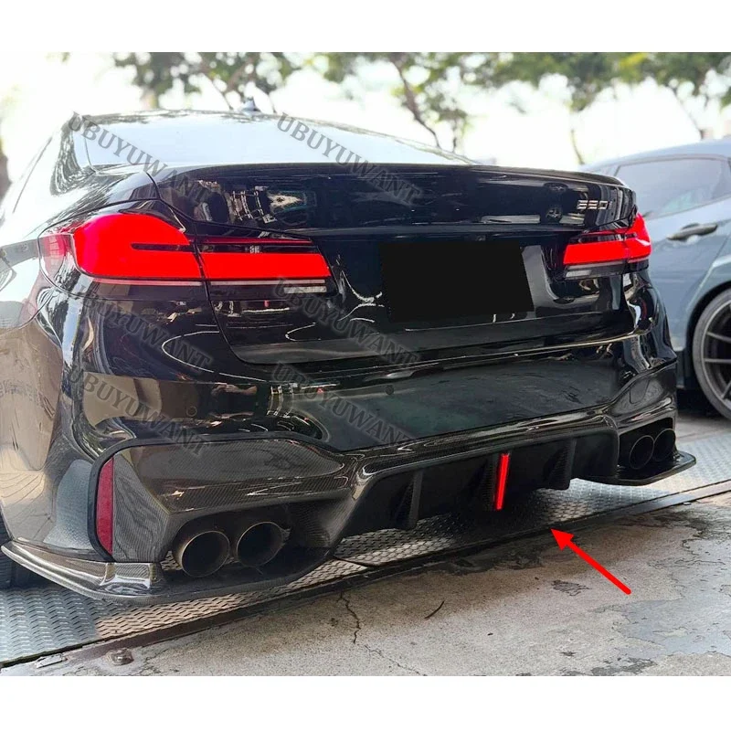 For BMW 5 Series M5 F90 G30 G38 3D with lights Style Carbon Fiber Rear Bumper Diffuser Lip Spoiler Car Racing Apron Lip Body Kit