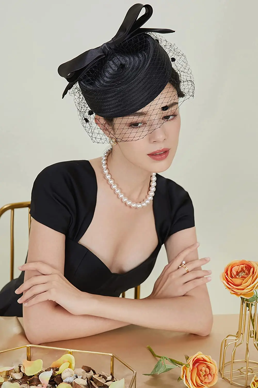 Elegant Kentucky Hat Fascinator for Women Tea Party Birdcage Veil Fascinator Satin Derby Hat Pillbox Hat Fascinator