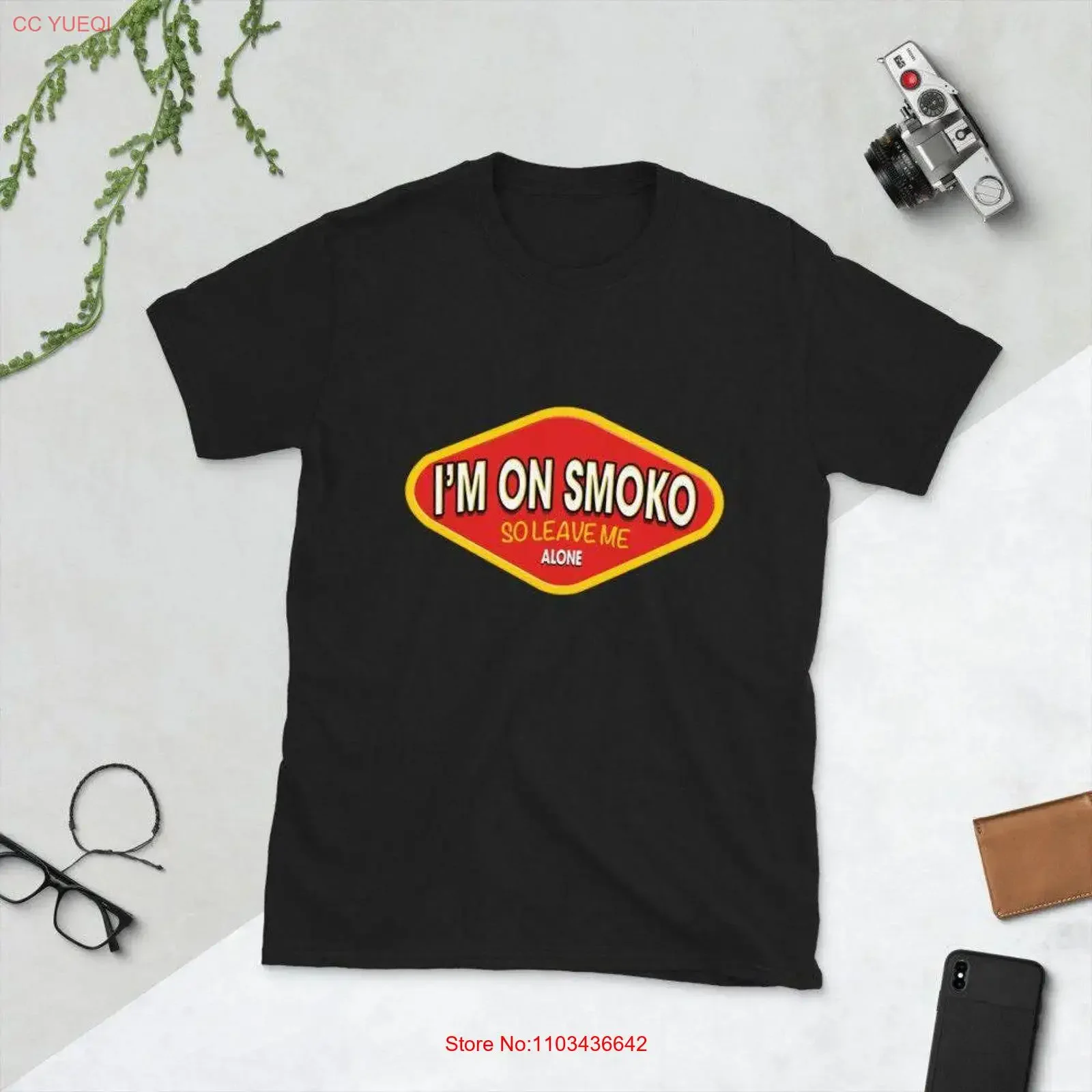 Camiseta divertida con la frase 'I'm on Smoko', eslogan cómico y humorístico, informal, para relajarse y divertirse, estilo vintage con gráfico lavado a la moda