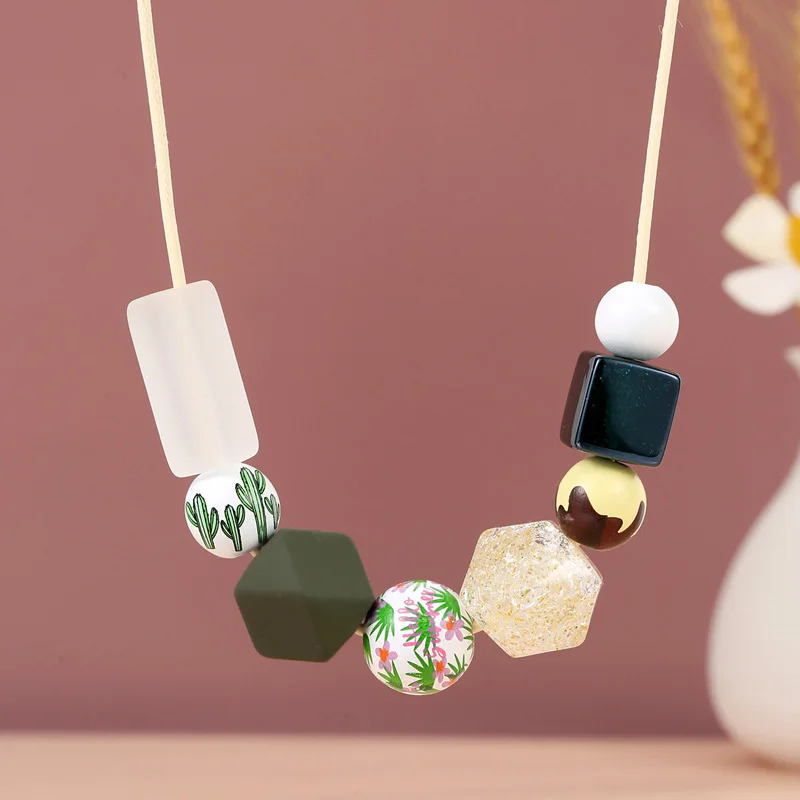 Vintage Printing Wood Beads Pendants Necklaces for Women Geometric Acrylic Bib Necklace Collar Jewelry