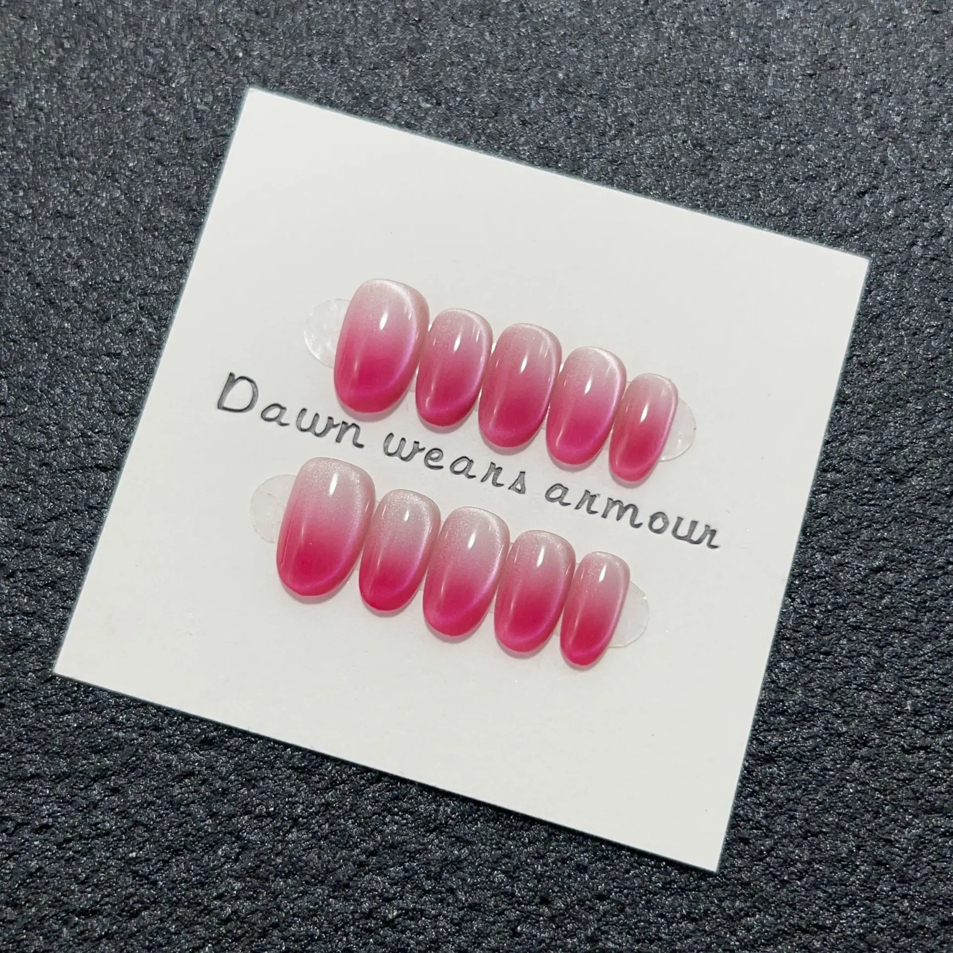 10 pièces paillettes oeil de chat presse sur faux ongles à la main Ombre mignon arc rose pointe d'ongle amovible court ovale gâteau sucré faux ongles colle