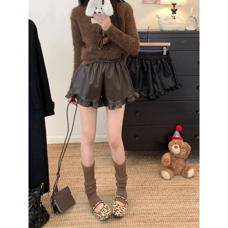 블랙 레트로 PU 가죽 반바지 여성용 캐주얼 팬츠 가을 신상 하이웨이스트 러플 다용도 핫걸 와이드 레그 팬츠