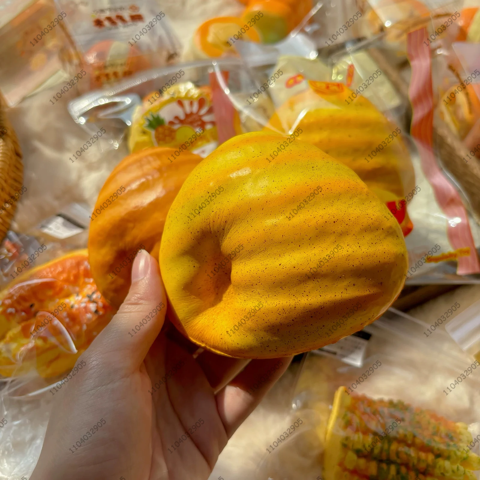 Star-Shaped Hash Brown Slow Rising Squishy Toy Potato Pastry Fidget Toys ASMR Sensory Toys Anti Stress for Kids and Adults Gifts