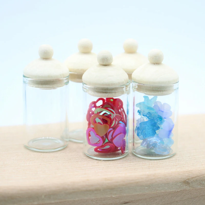 4pcs Dollhouse Kitchen Miniature Clear Glass Jar Candy Bean Storage Bottle Tiny Jar With Cover Decor Toy Doll House Accessories