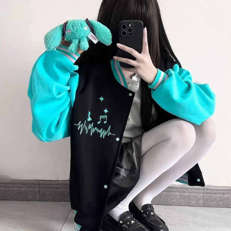 أنيمي هاتسون ميكو رشاقته سترة فضفاضة كبيرة الحجم ملابس للجنسين زي بيسبول معطف الشارع الدافئة الصوف مبطن سترات ناعمة #3