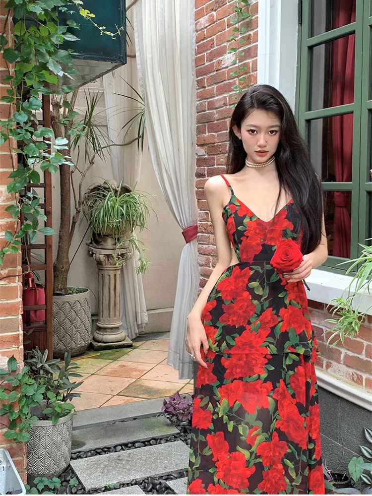 

Large Size French Style Temperament Rose Dress Summer High-Grade Retro Seaside Vacation Strap