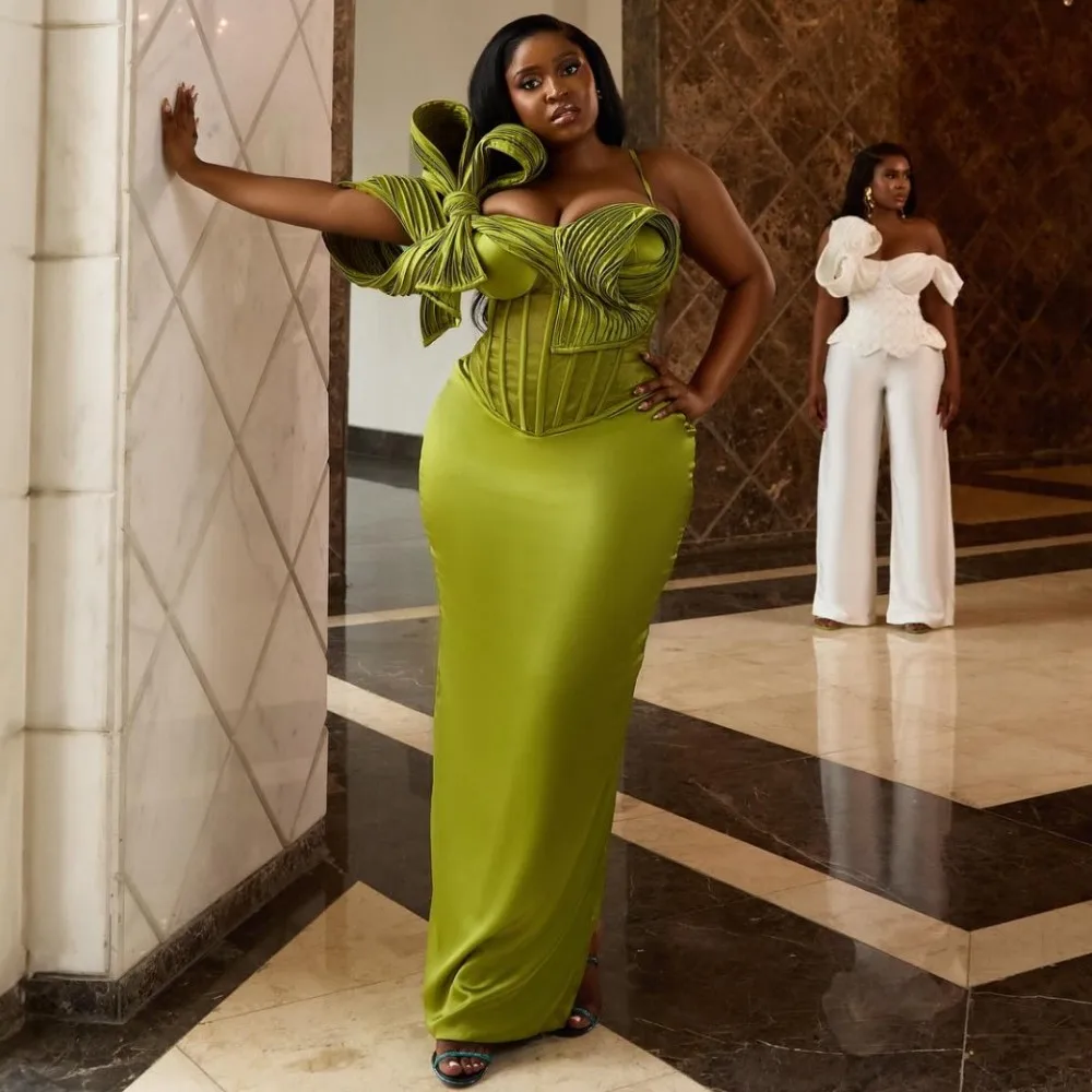 Black Girls Wedding Guest Party Gowns Green Plus Size Evening Dresses Pleats One Shoulder Straps Satin Exposed Boning Prom Gowns