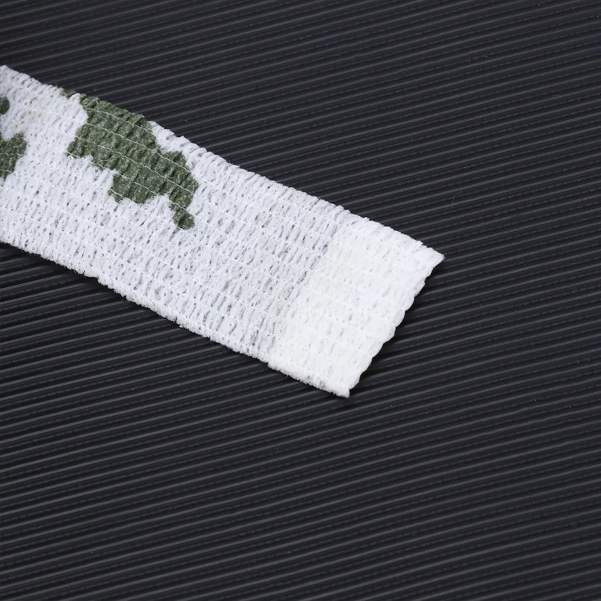1Pcs Camouflage Self Adhesive Elastic Bandage Wrap Strong Flexible Support Circulation Safe Non Sticky to Hair Skin Outdoor Home