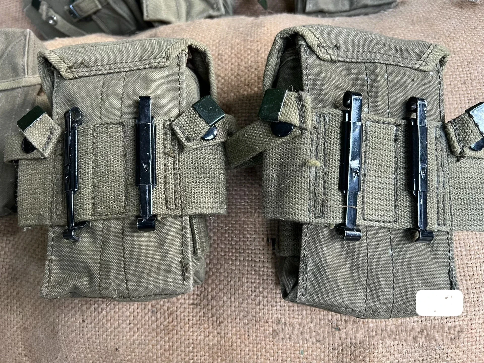 2024 زوج من فجأة ندوب حقيقية قابلة للجمع سنة حرب فيتنام WW2 الجيش الأمريكي قماش حزام الذخيرة الحقيبة 2 قطعة