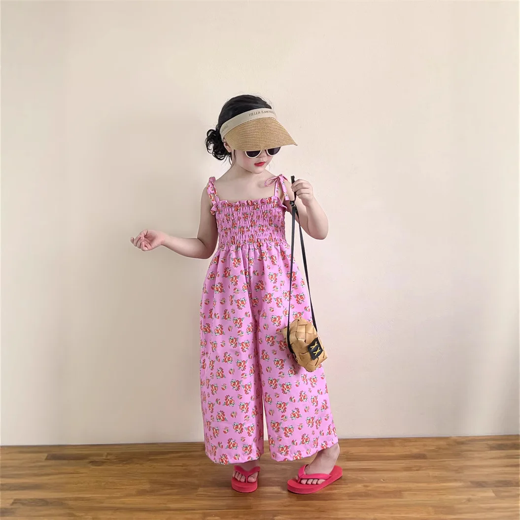 

Girls Romper 2025 Summer New Childrens Clothing Korean Style Girl Baby Foundation Broken Flower Suspender Loose Romper Slacks