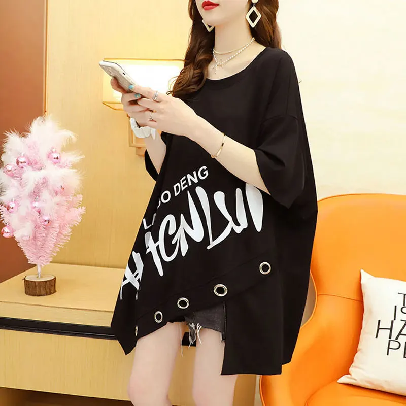 Streetwear Loose Asymmetrical Pullovers Summer Korean Letter Printed Women\'s Clothing Fashion Irregular Hem Casual Basic T-shirt