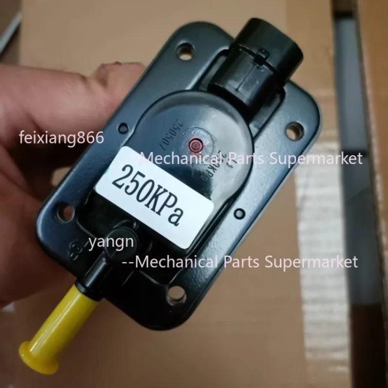 For Lifan KPM200/200-3B/150-2P2G/17U150-14P Fuel Pump Motorcycle Accessories