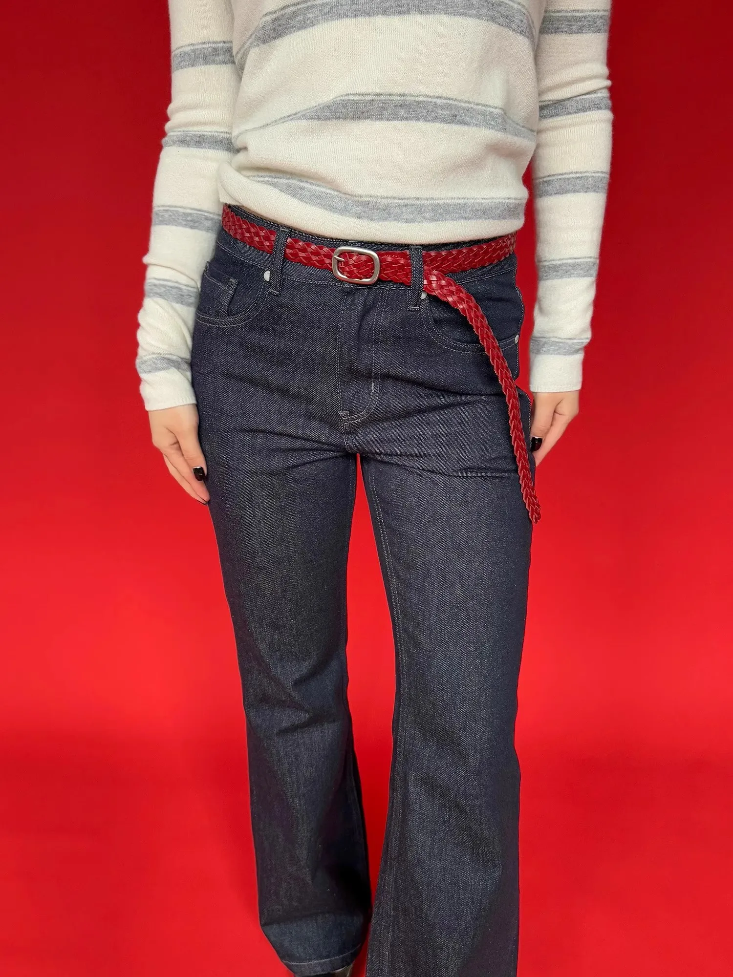 ผู้หญิงวินเทจหนังวัวแท้ Handmade ถักรัดตัวหญิง Cummerbund Coat เข็มขัดชุด Decration สีแดงเข็มขัดบาง J1527