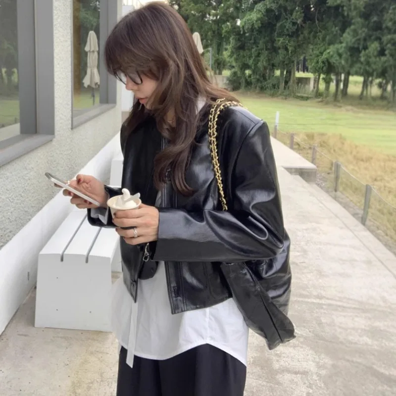 Moda outono jaqueta de couro marrom em torno do pescoço mangas compridas único breasted projetos jaqueta feminina preto couro do plutônio casaco emendado