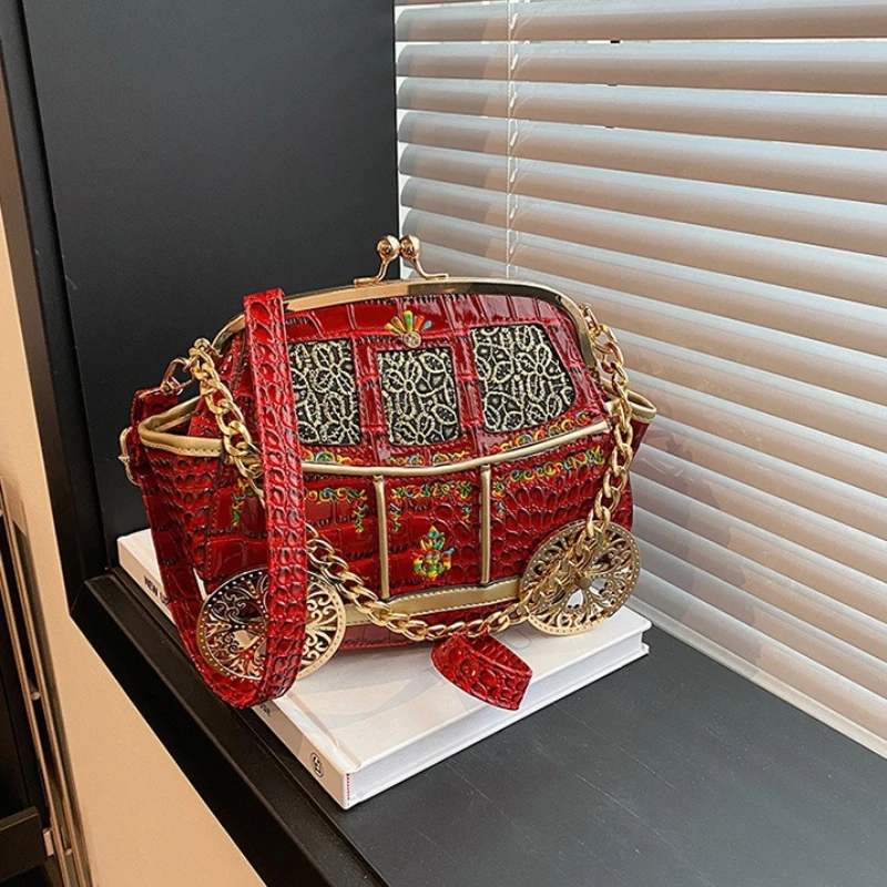 New Women's Crossbody Bag Fashionable and High-quality Women's Chain Bag Light Luxury and High-end Commuting Storage Women's Bag