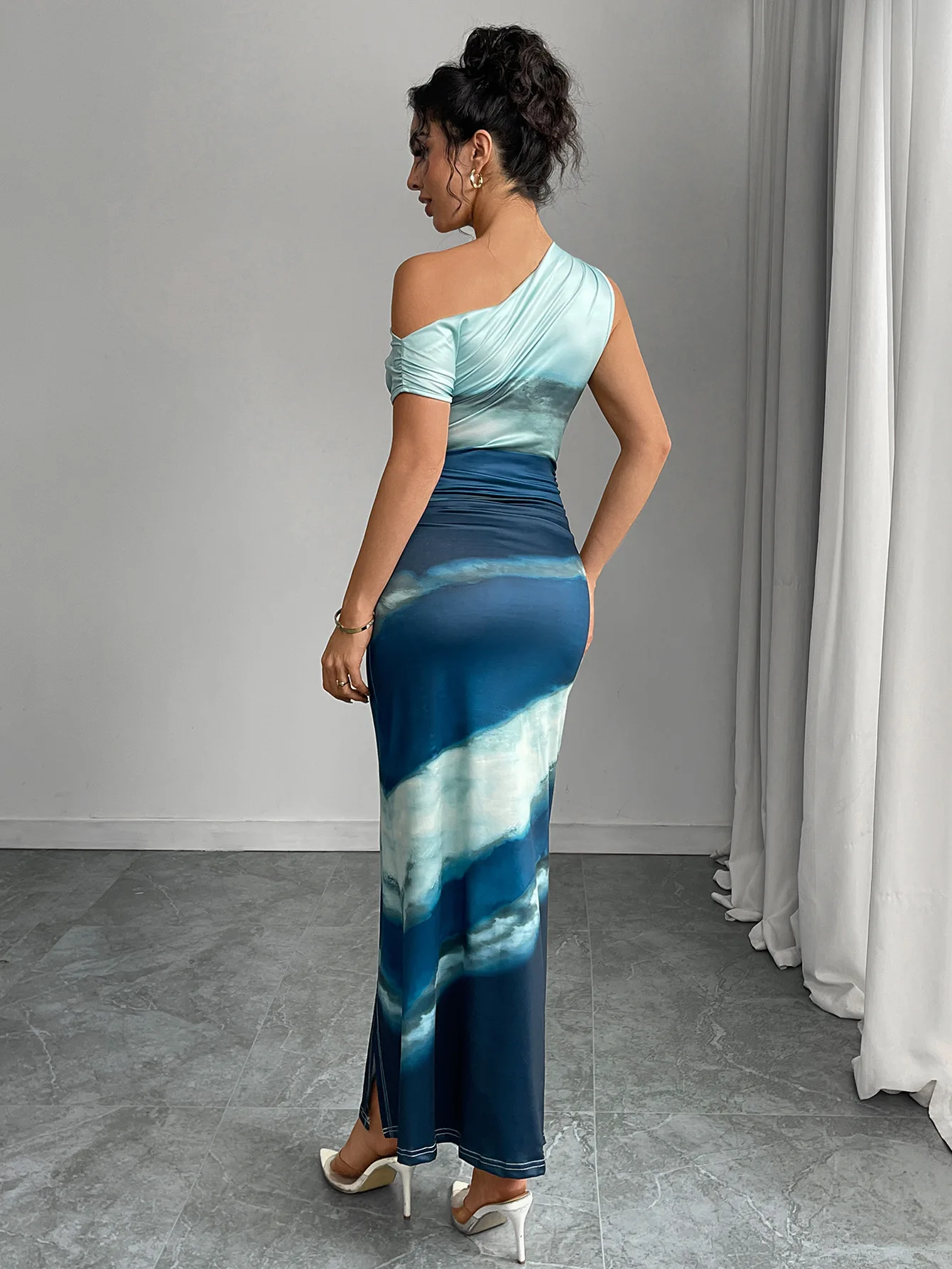 ドレス レディースドレス ガールズ ハッピーバースデー 秋 ニットウェア 刺繍入りサッシュ スリムフィット 卒業式制服 プレッピー カレッジ アカデミーフィット