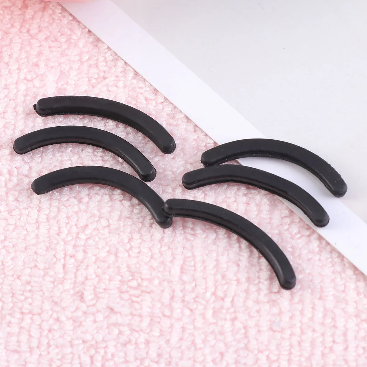 

20Pcs Premium Eyelash Curler Silicone Replacement Pads Durable Beauty Tool Portable Clear Storage Box Eyelashes Curler Parts